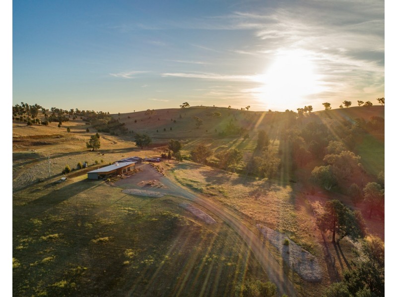 35 Cherry Gardens Lane, Parkes NSW 2870