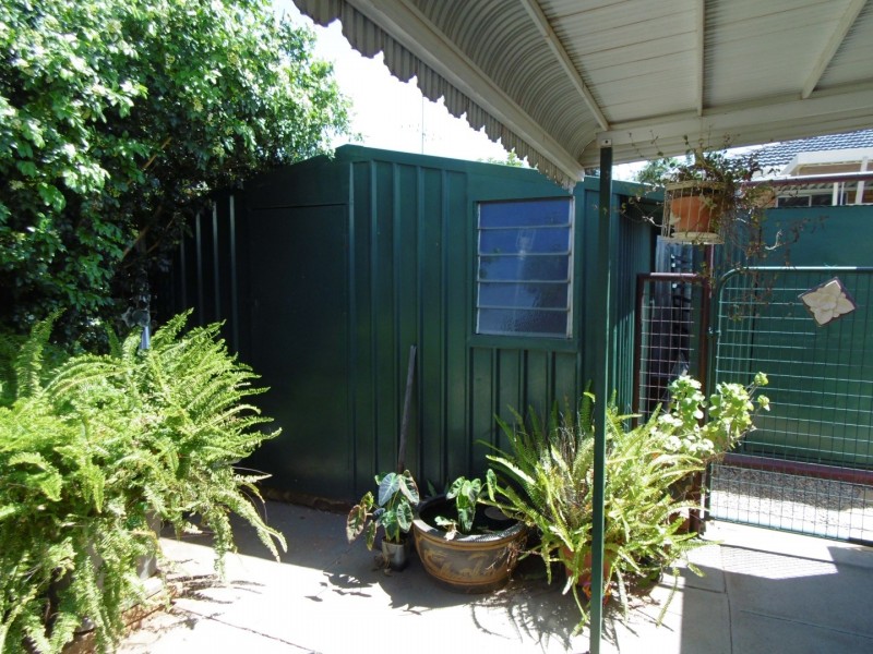 13 Carrington Street, Parkes NSW 2870
