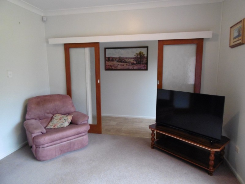 86 Euchie Street, Peak Hill NSW 2869