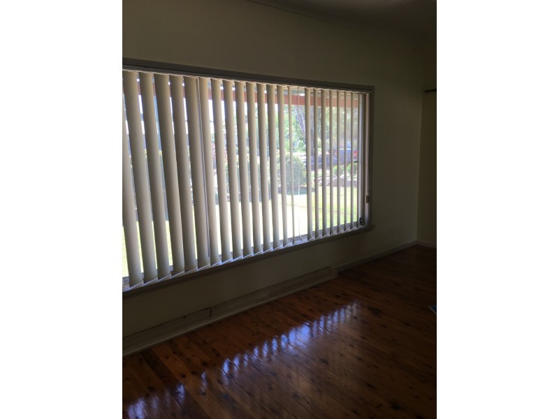 11 Thornbury Street, Parkes NSW 2870