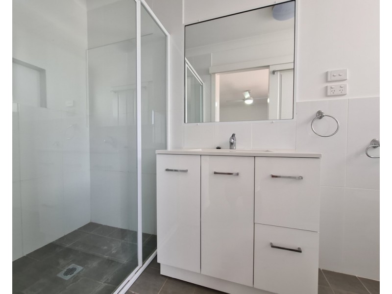 6/4 Powter Street, Parkes NSW 2870