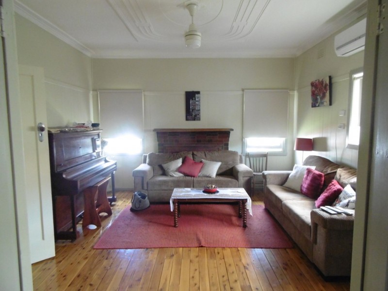 4 Rose Street, Parkes NSW 2870