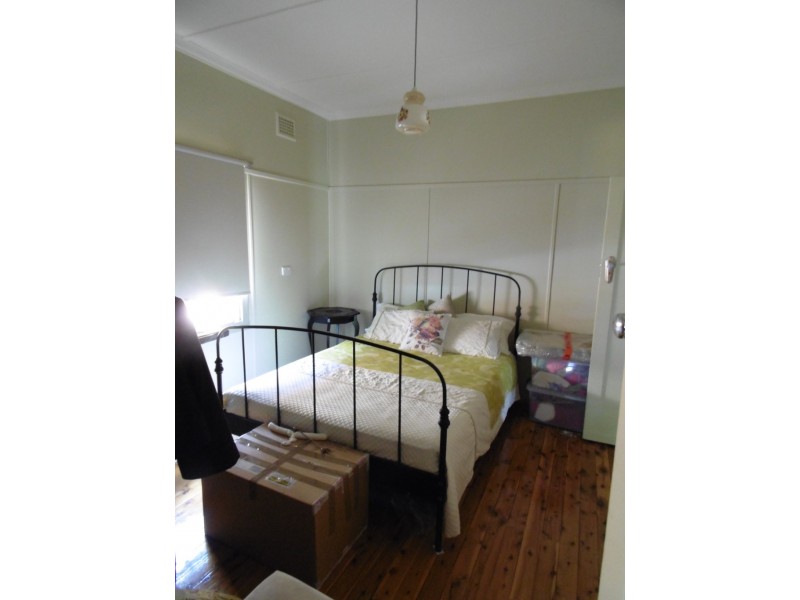 4 Rose Street, Parkes NSW 2870