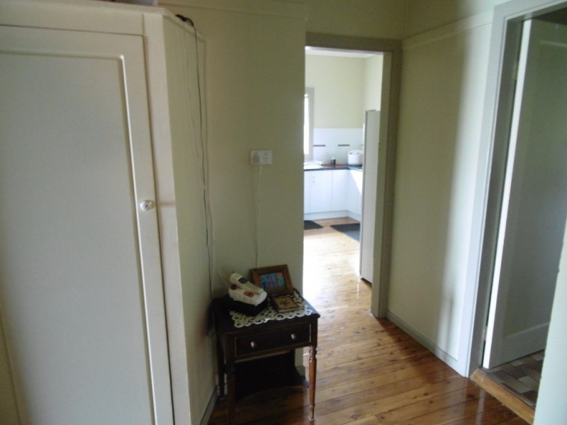 4 Rose Street, Parkes NSW 2870