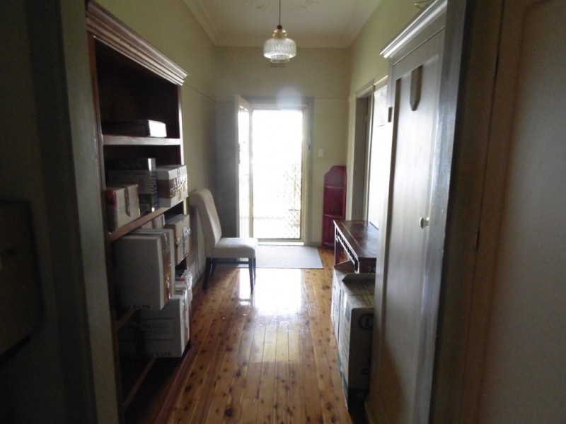 4 Rose Street, Parkes NSW 2870