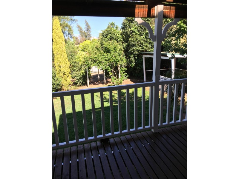 6 William Street, Parkes NSW 2870