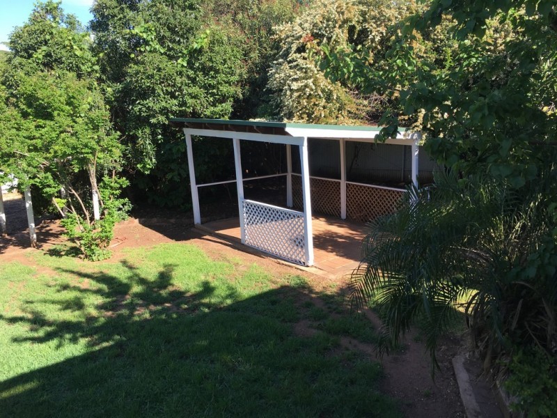 6 William Street, Parkes NSW 2870