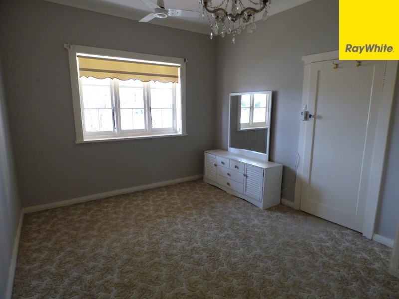 17 Grevillea Avenue, Eugowra NSW 2806