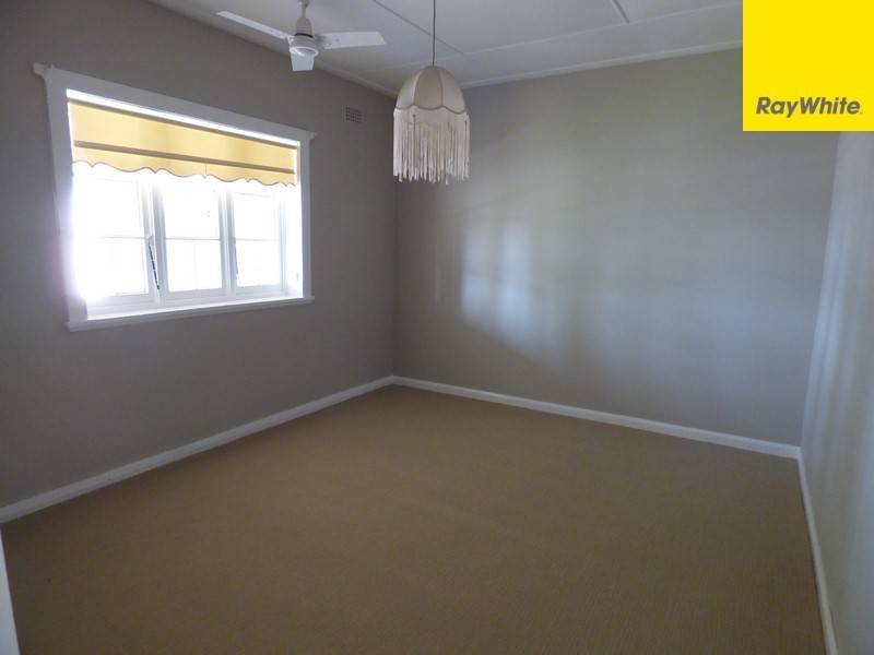 17 Grevillea Avenue, Eugowra NSW 2806