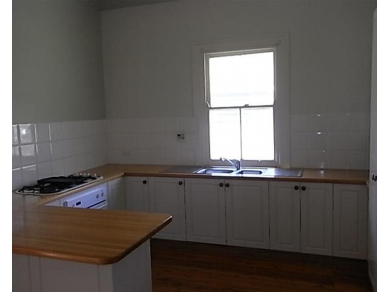 32 May Street, Parkes NSW 2870