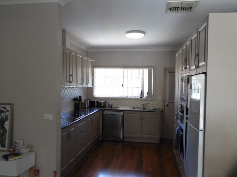 6/2 High Street, Parkes NSW 2870