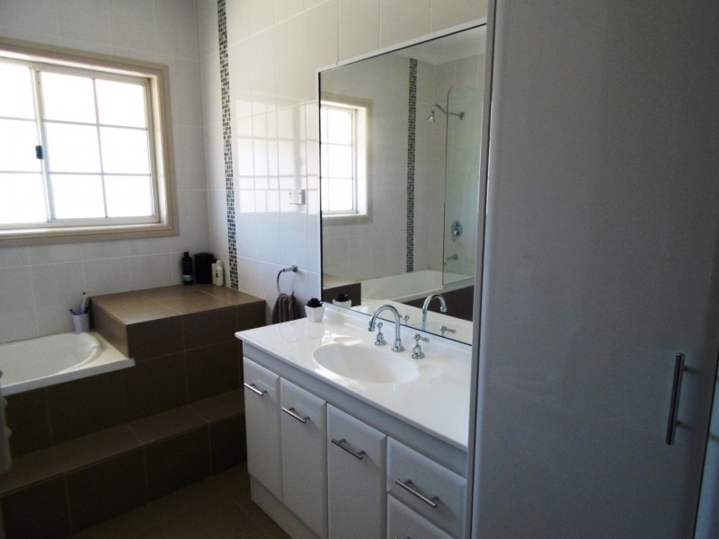 6/2 High Street, Parkes NSW 2870
