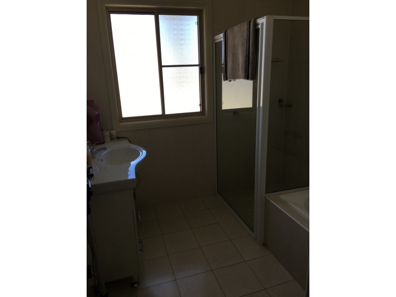 13 Koala Street, Parkes NSW 2870