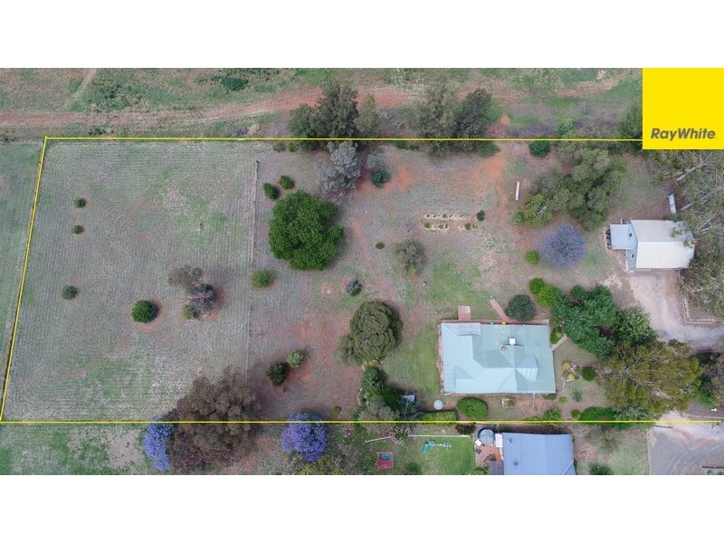 211 Edward Street, Forbes NSW 2871