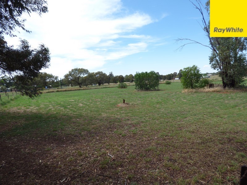 211 Edward Street, Forbes NSW 2871