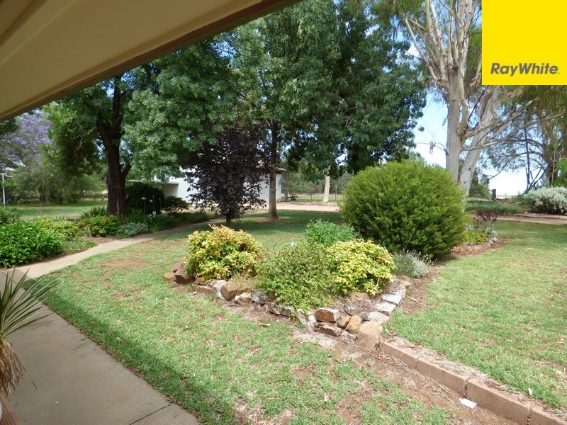 211 Edward Street, Forbes NSW 2871