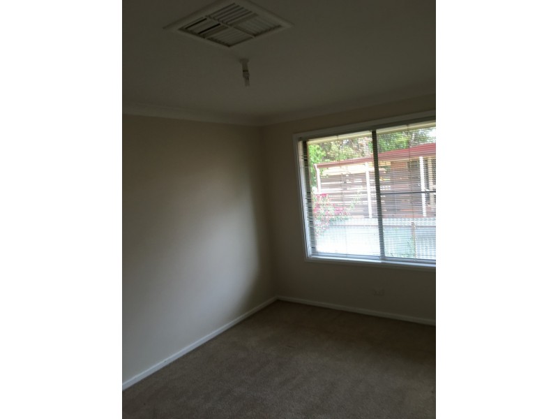 15 Glenhaven Avenue, Parkes NSW 2870