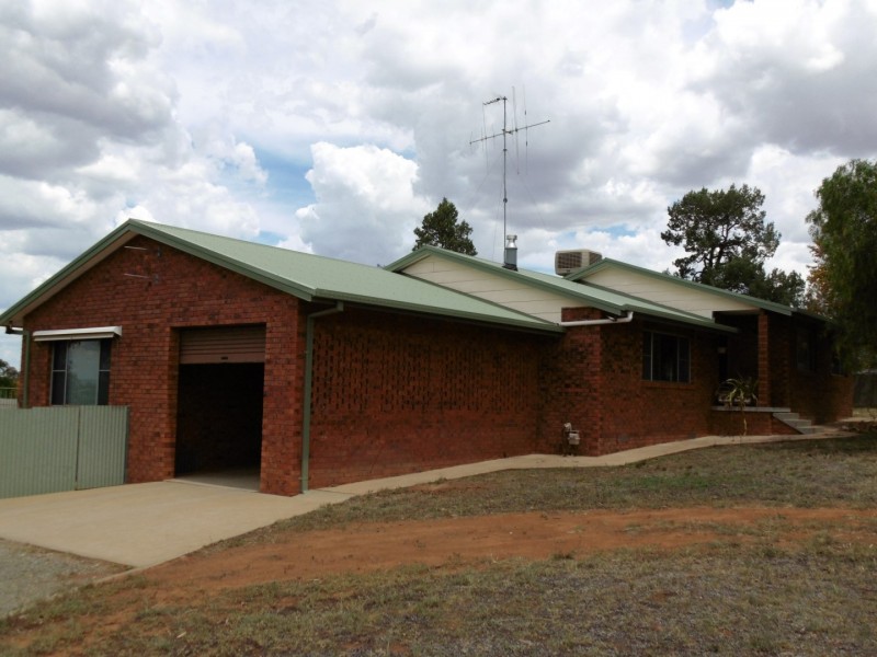 61 Lorking Street, Parkes NSW 2870