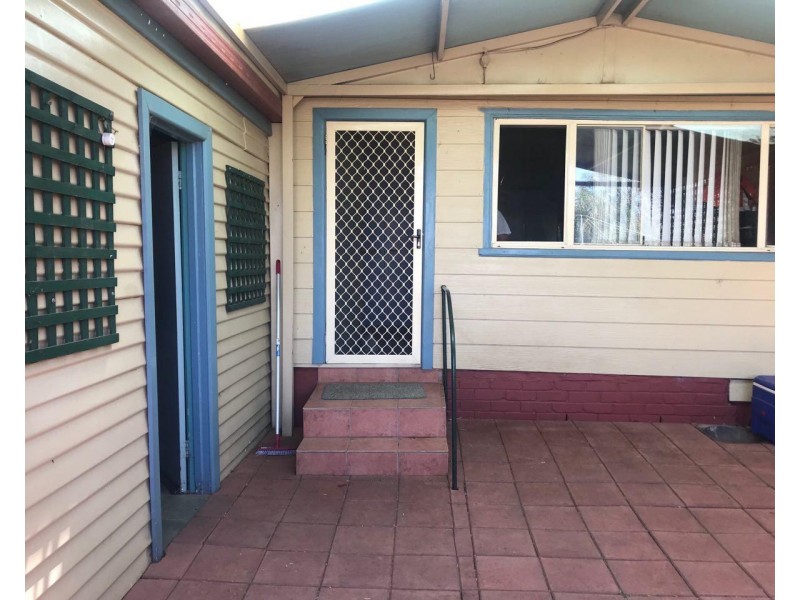 112 Clarinda Street, Parkes NSW 2870