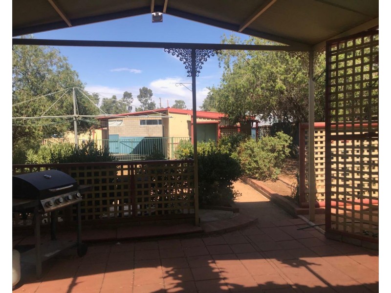 112 Clarinda Street, Parkes NSW 2870