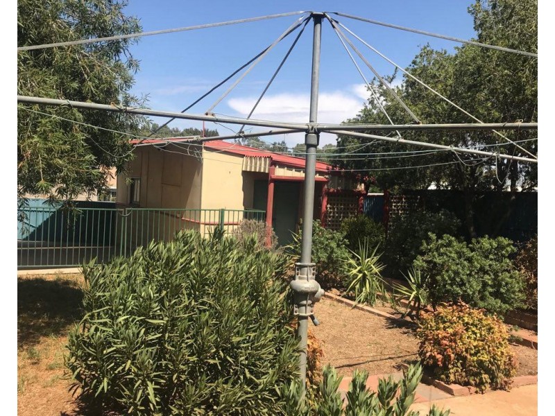 112 Clarinda Street, Parkes NSW 2870