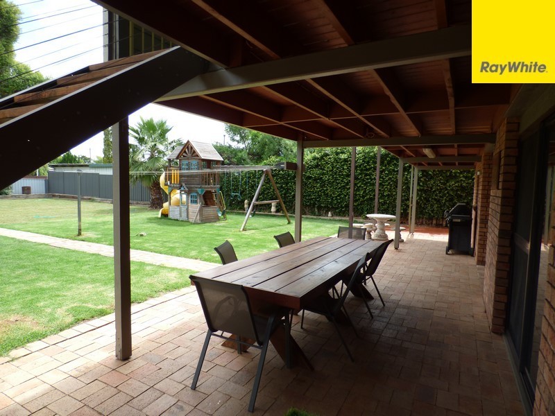 73 Farrand Street, Forbes NSW 2871