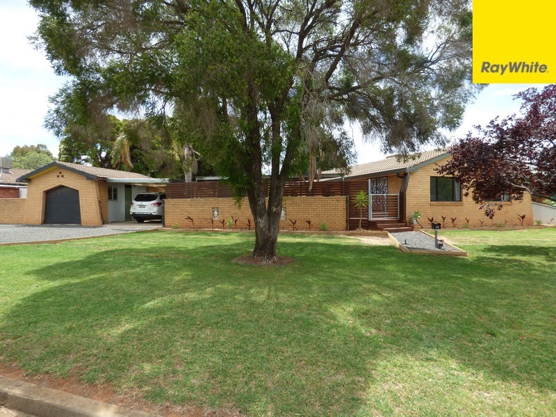 16 Chelsea Crescent, Forbes NSW 2871