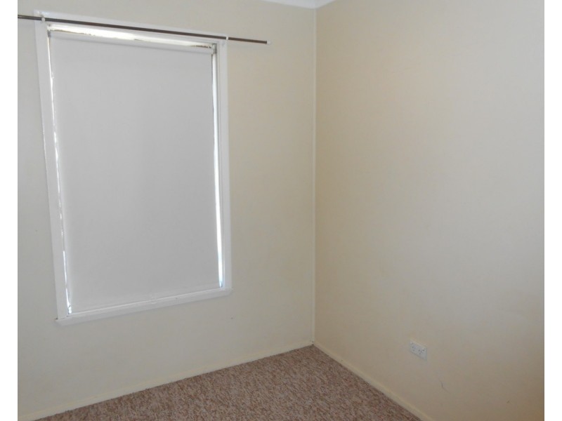 2/4 Lawson Street, Parkes NSW 2870