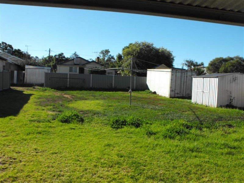 26 Elizabeth Street, Parkes NSW 2870