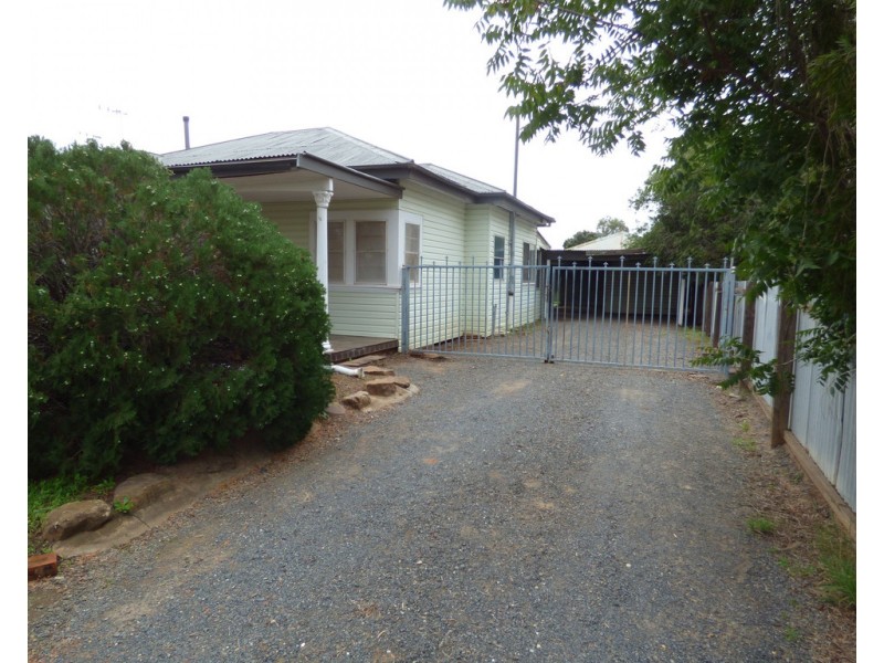 56 Ferry Street, Forbes NSW 2871