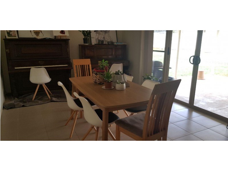 14 Basil Avenue, Parkes NSW 2870
