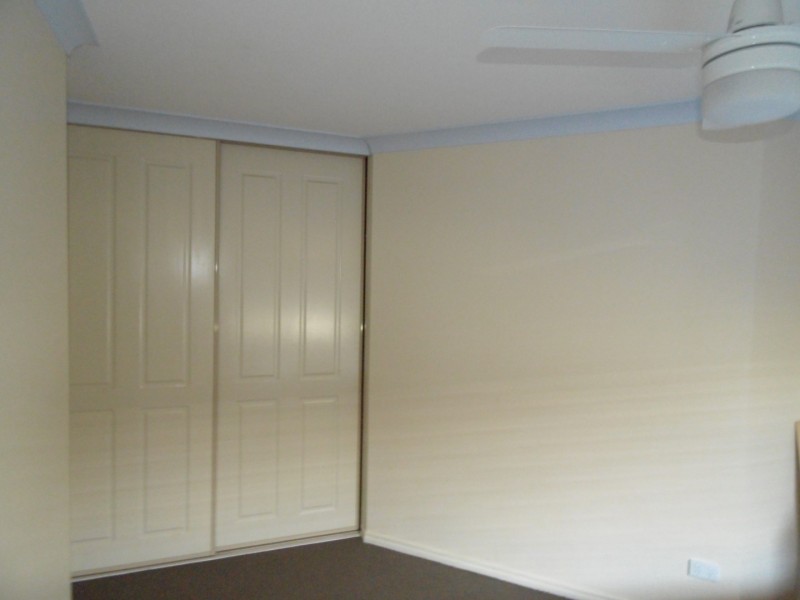 8 Noonan Street, Parkes NSW 2870