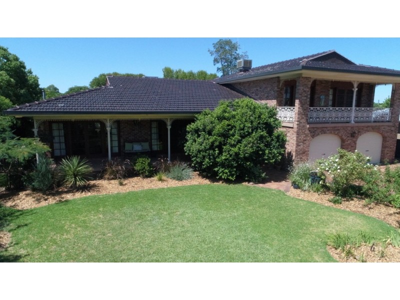 45 Bathurst St, Forbes NSW 2871