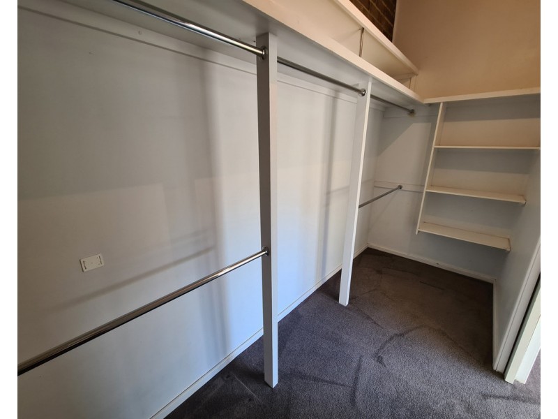 45 Barton Street, Parkes NSW 2870
