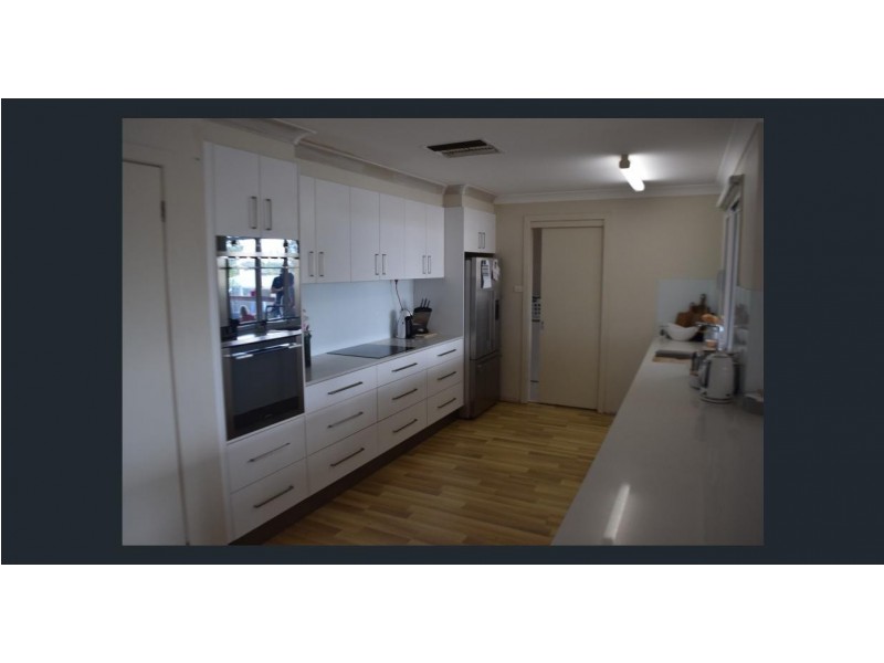 1 Werona Place, Parkes NSW 2870