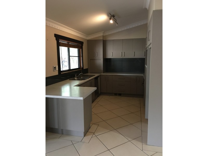 34 Gap Street, Parkes NSW 2870
