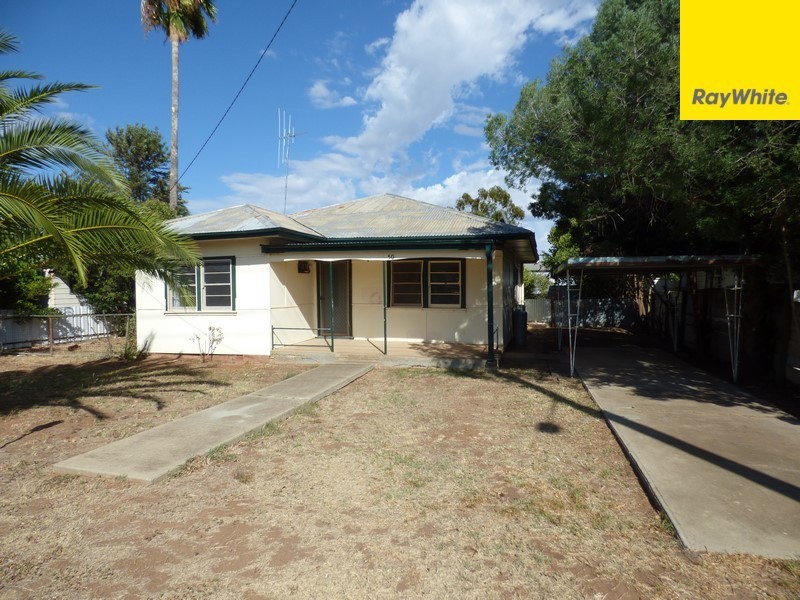 50 Farnell Street, Forbes NSW 2871