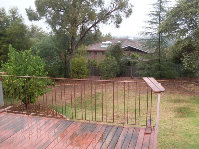 7 Evans Parade, Parkes NSW 2870
