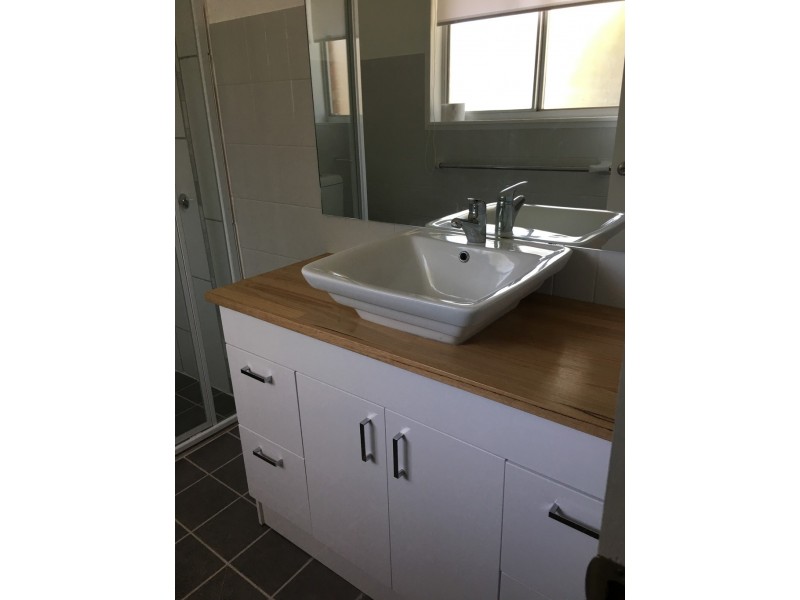 20 Mitchell St, Parkes NSW 2870