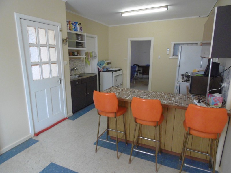 140-144 Victoria Street, Parkes NSW 2870