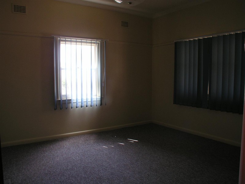 25 Clarinda Street, Parkes NSW 2870