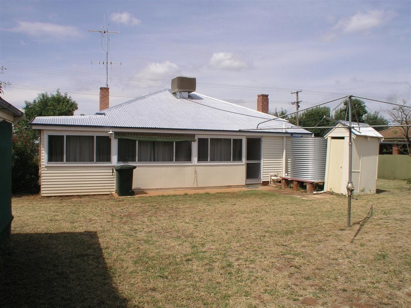 25 Clarinda Street, Parkes NSW 2870