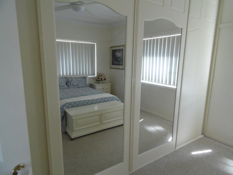 12 Pearce Street, Parkes NSW 2870