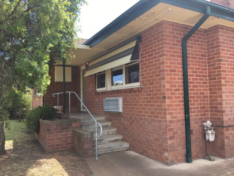 58 Clement Street, Forbes NSW 2871