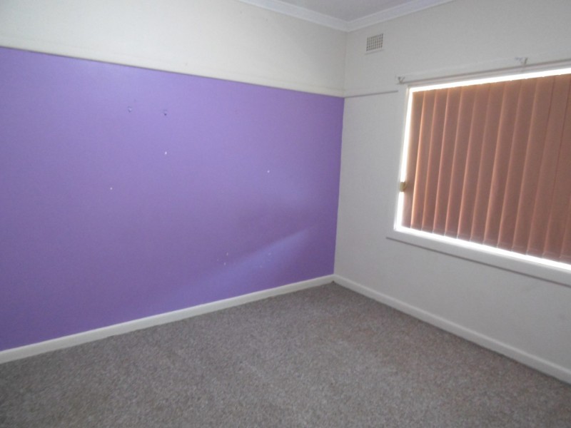 24 Want Street, Parkes NSW 2870