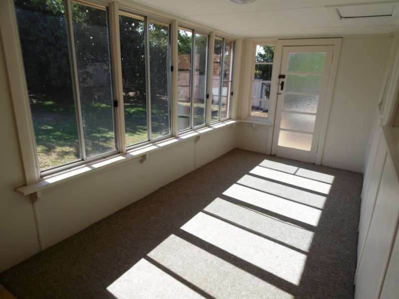 24 Want Street, Parkes NSW 2870