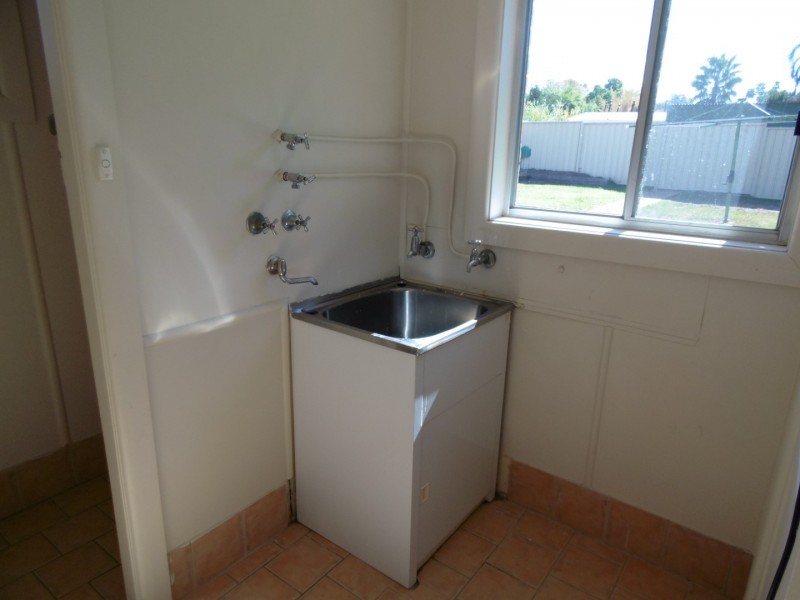 24 Want Street, Parkes NSW 2870