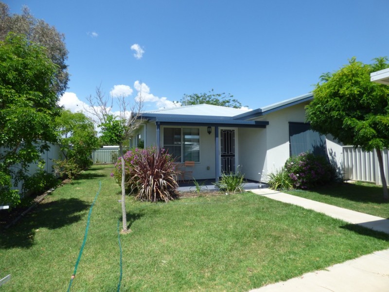 63B York Street, Forbes NSW 2871