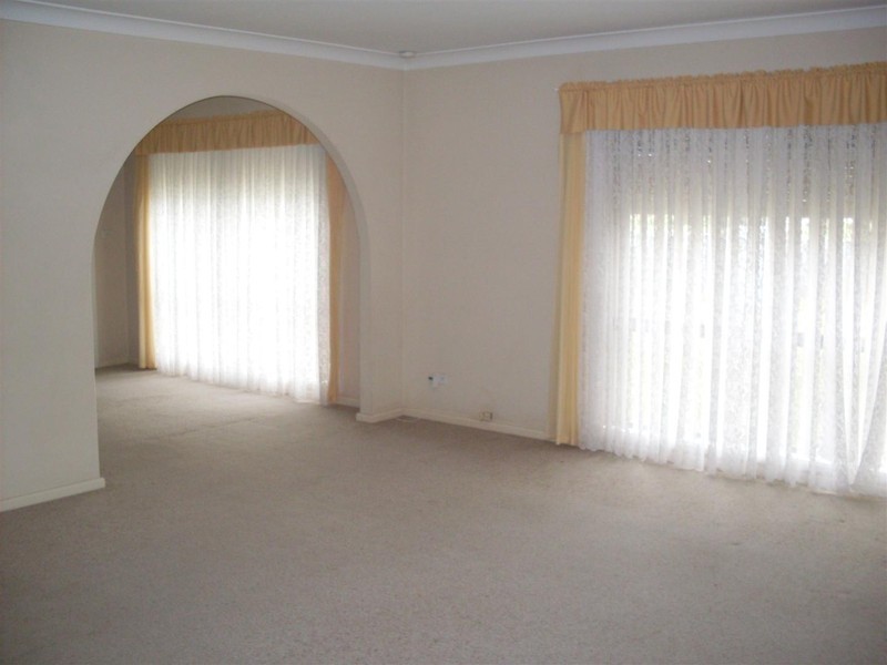 98 Currajong Street, Parkes NSW 2870