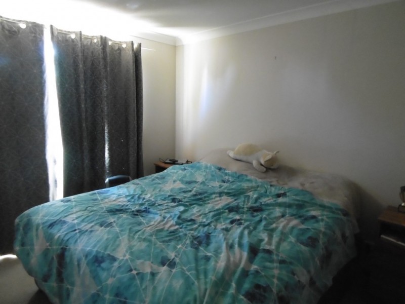 15 Flinders Street, Parkes NSW 2870